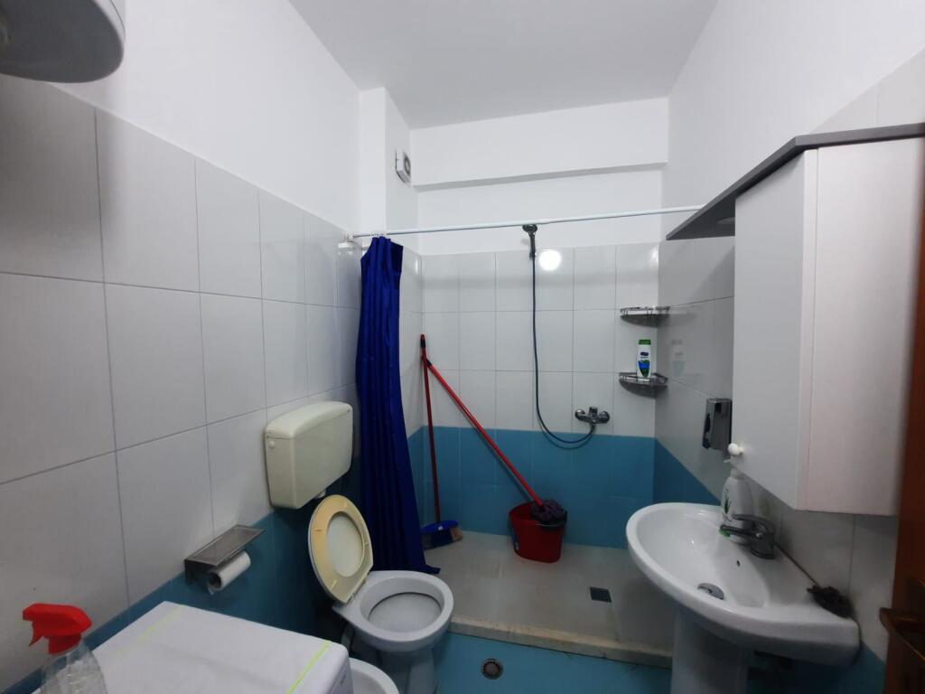 Shitet Apartament 2+1 lagja 13 durres
