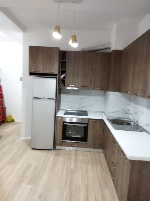 Apartament 1+1 Ne Shitje Te Kontakti