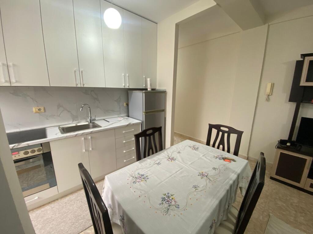 Affittasi Appartamento 1+1+1 Balcone