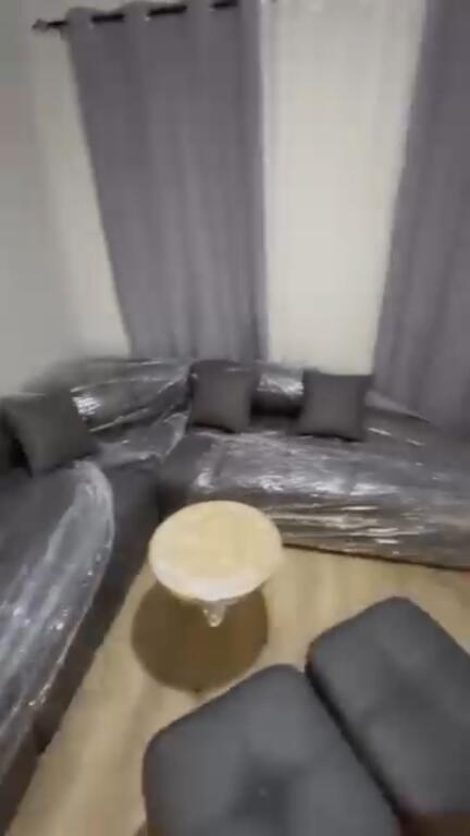 Jeper me qera apartament 2+1 ne Kompleksin "Univers  City"