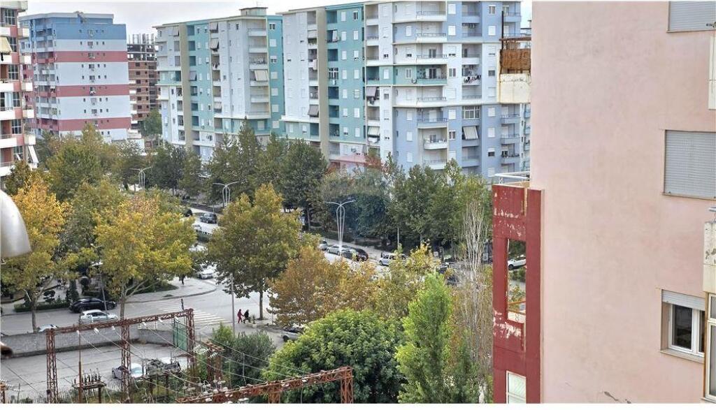 Apartment 2+1+2 for sale, Rr. e Çipajve, Vlorë