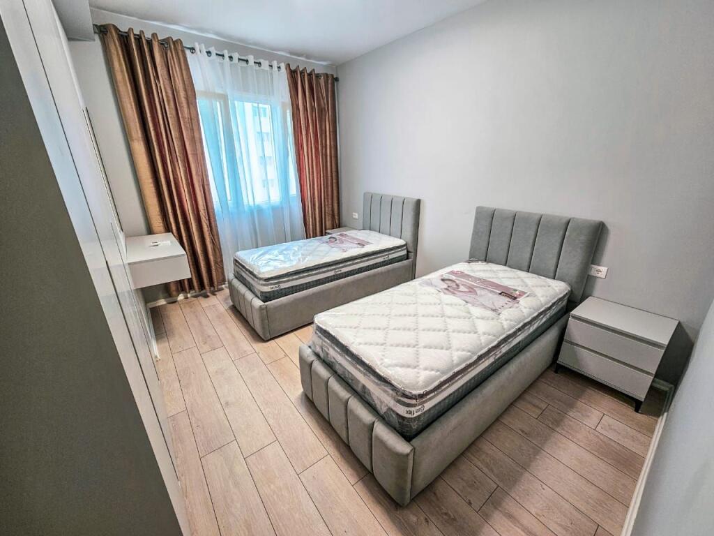 For Rent: 2+1+1 Parking Spot📍Former Aviation Field (River Residence) - 76,000 Lek - Area 100m² - New Building (Construction 2024) - Easy access via the Grand Ring Road🚀