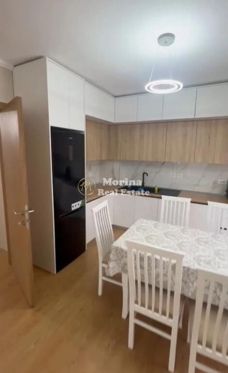Qera | Apartament 2 + 1 | Rruga 5 Maji | 500 €/muaj