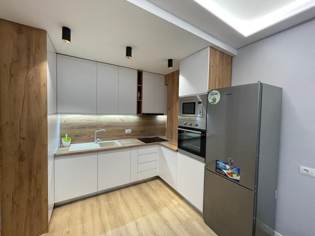 Jepet apartament me qera 1+1 vollga durres