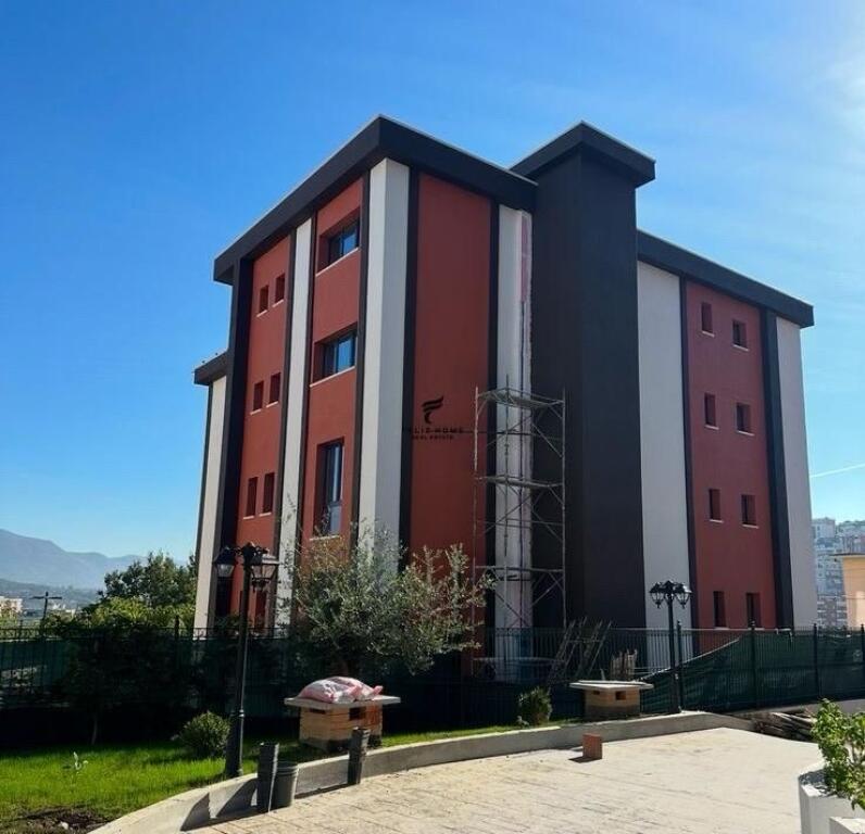 FOR SALE 5-FLOOR HOTEL KODRA E DIELLIT 1, 2,500,000 EURO