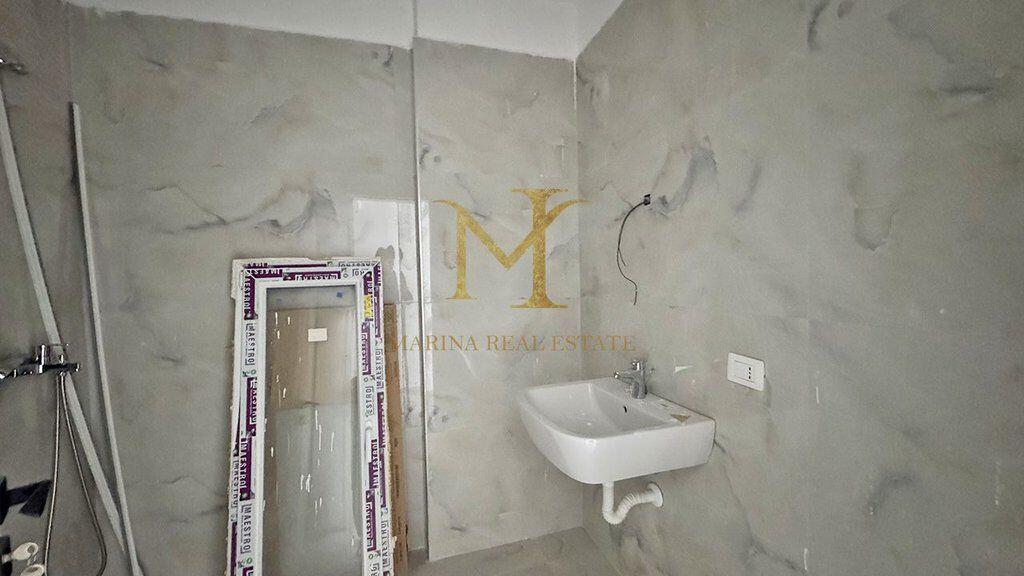 Shitet Duplex ne Golem, Durres. Pallati i ri 2025. 100m2.