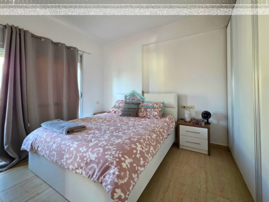 Apartament 2+1+2 për Shitje – Kati i Sipërm, Lungomare, Vlore.