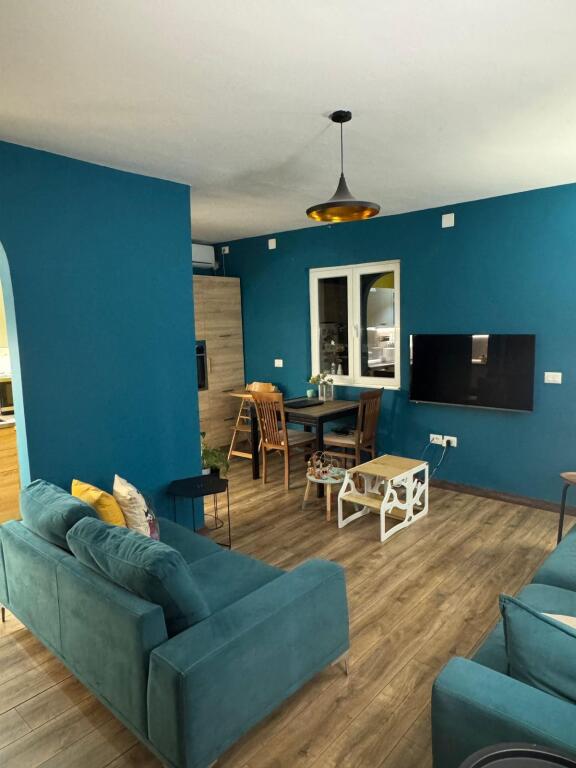 Apartment 2+1 for rent 📍Myslym shyr near Farmaci Dite dhe Nate  4th floor building without elevator  Furnished  Price 750€ Negotiable