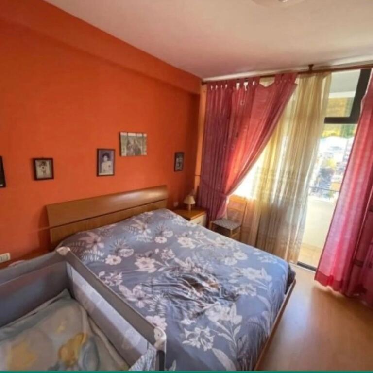 SHITET APARTAMENT 2+1 PRANE RR. KOSOVAREVE