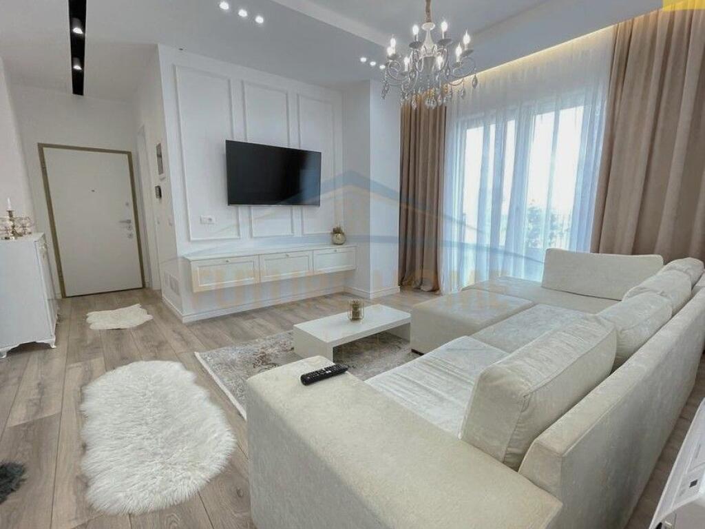 Qira, Apartament 2+1+Post parkimi, prane Air Albania,Tirane.