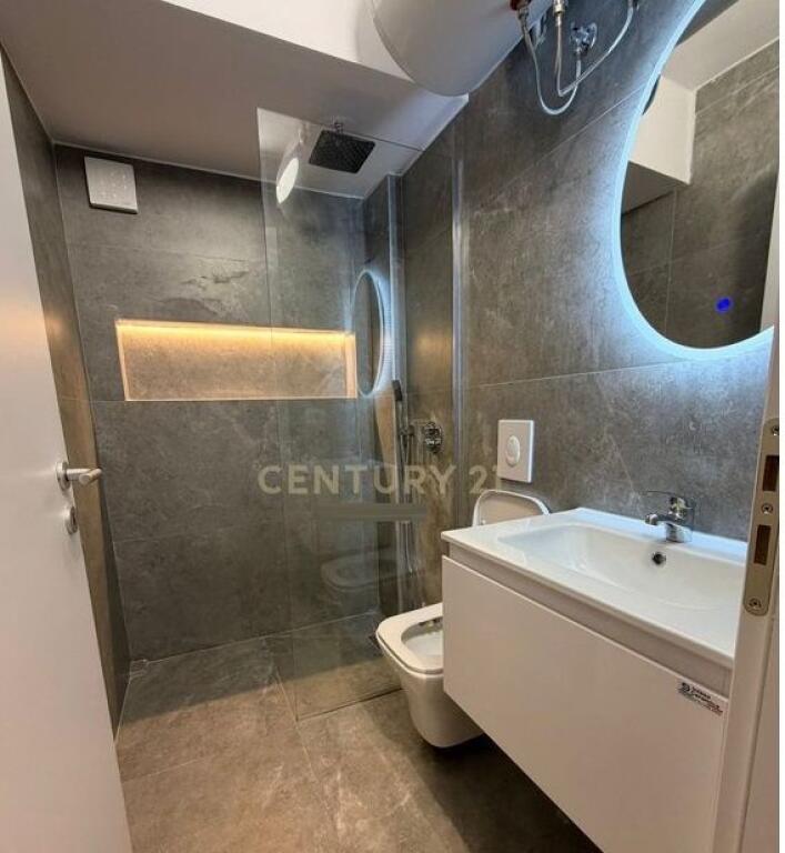 ofrojme apartament per qira ne zonen e oxhakut