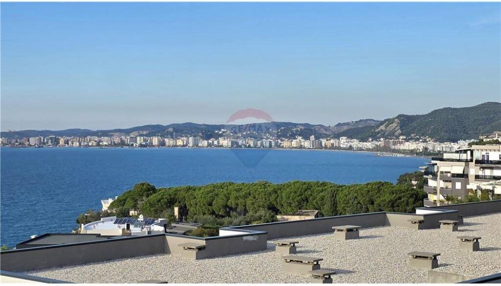 Apartment 1+1 with sea view near Marina Bay