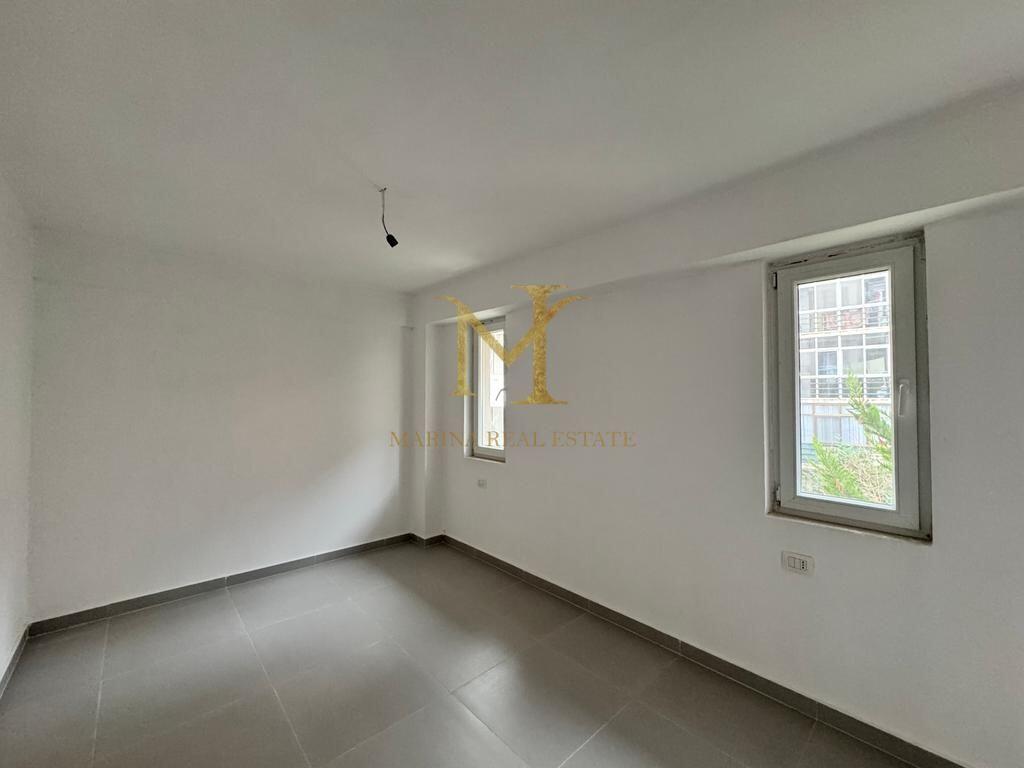 Shitet Duplex ne Golem, Durres. Pallati i ri 2025. 100m2.