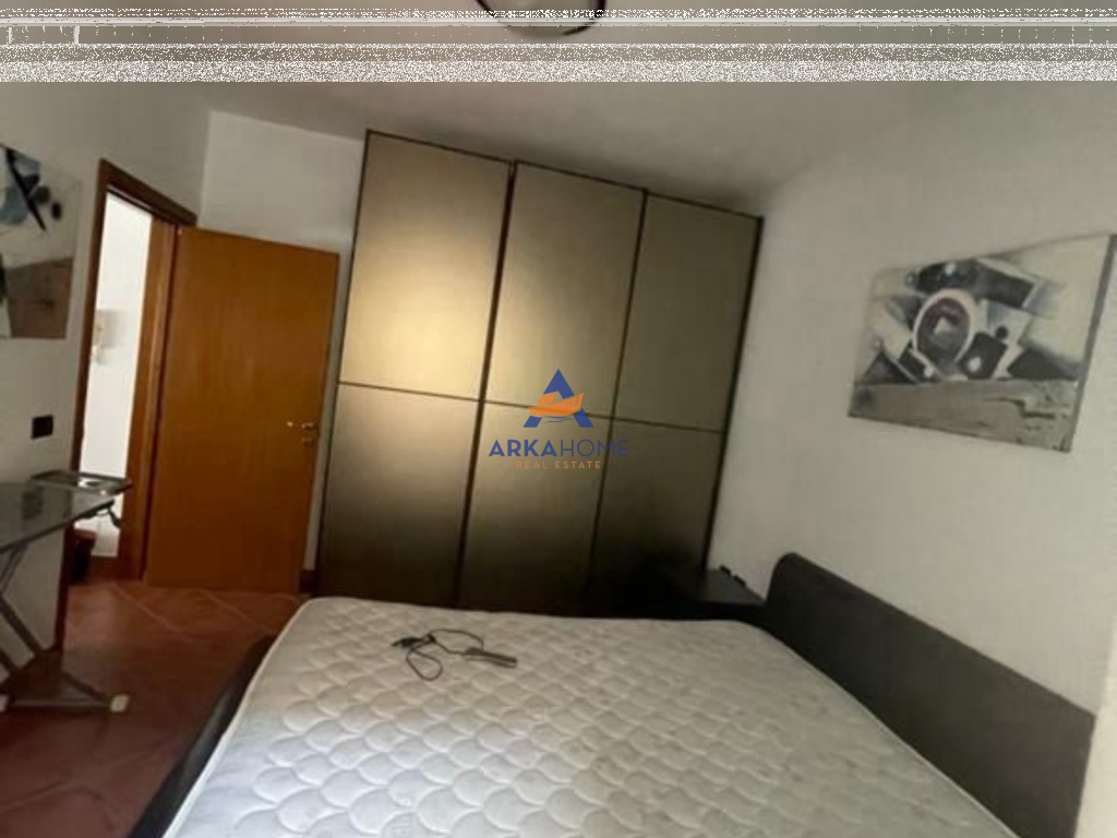JEPET ME QIRA APARTAMENT 1+1 "RRUGA E DURRËSIT, PRANË BAR OTTO" 45.000 LEKE