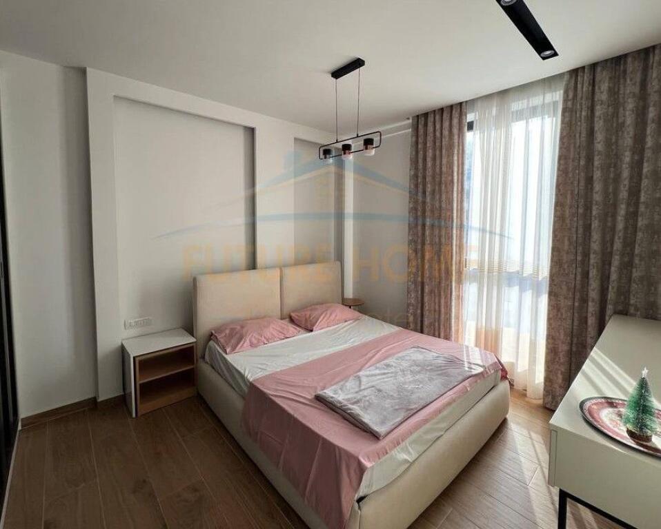 Qera, Apartament 1+1+POST PARKIMI, Rruga e Barrikadave, Tiranë