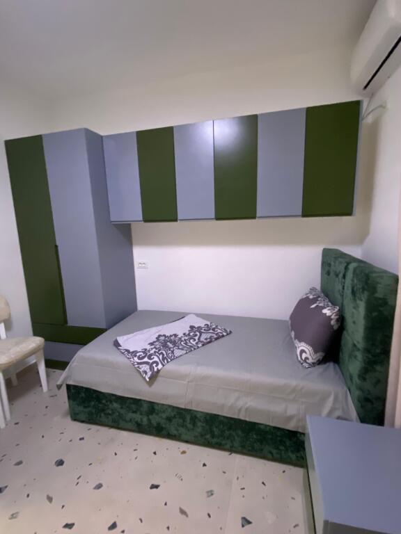 Shitet Apartament 3+1+2 Lagja 17 ne Durres