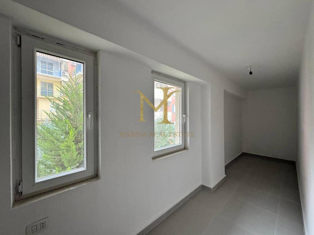 Shitet Duplex ne Golem, Durres. Pallati i ri 2025. 100m2.