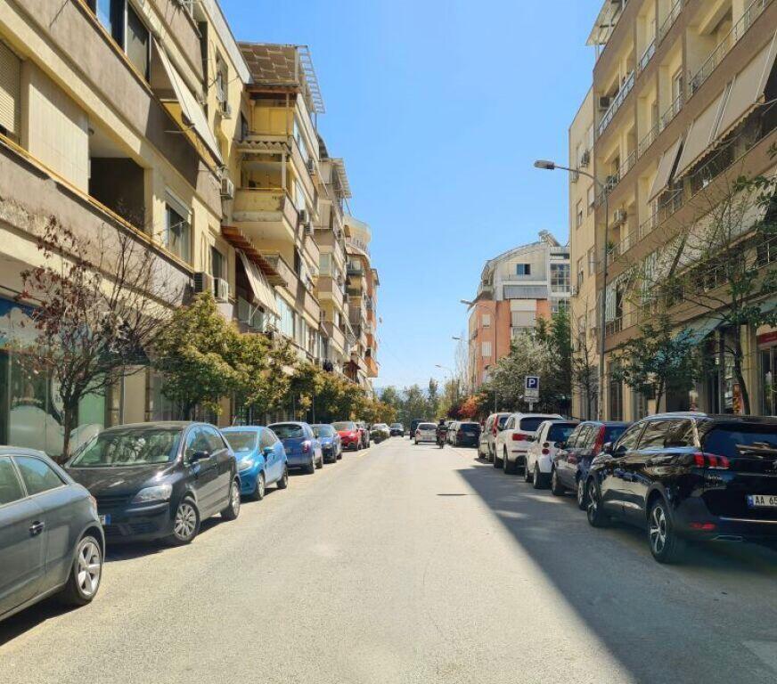 Super apartament 1+1  tek Kopshti Botanik