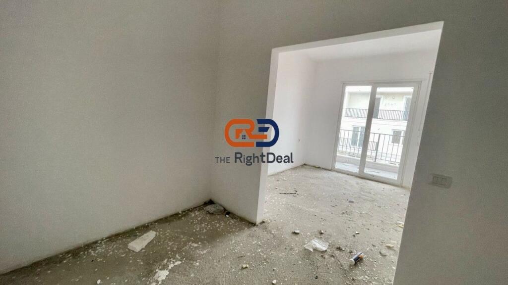 Ne Kamez, Shitet Apartament 3+1+2, Me Planimetri te Rregullt!!!