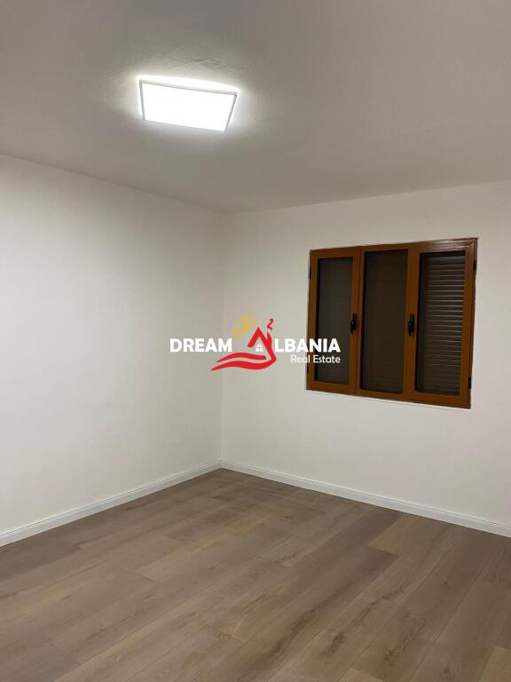 !!!EKSKLUZIVE!!! Disponojme Apartament 1+1 ne Shitje ne Kombinat (Rr.Llambi Bonata ) (ID 4119457)