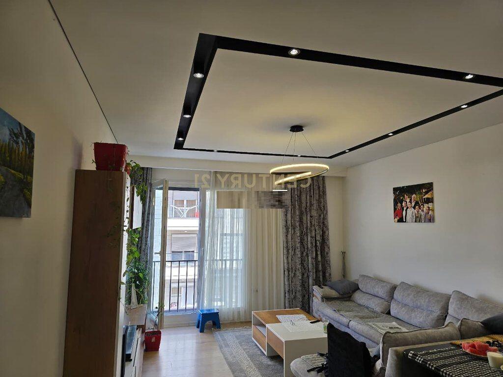 VENDESI APPARTAMENTO 2+1+2+POSTO AUTO NELLA ZONA DI ALI DEMI