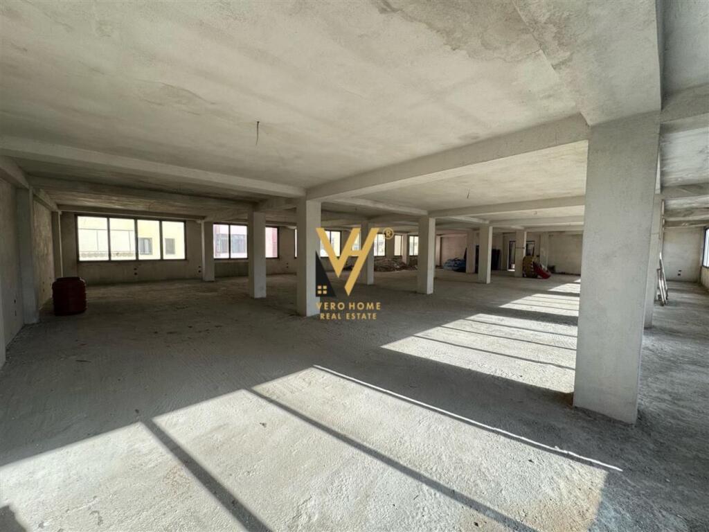 JEPET AMBIENT 450 M2 ME QERA TE IRFAN TOMINI 1.200 EURO