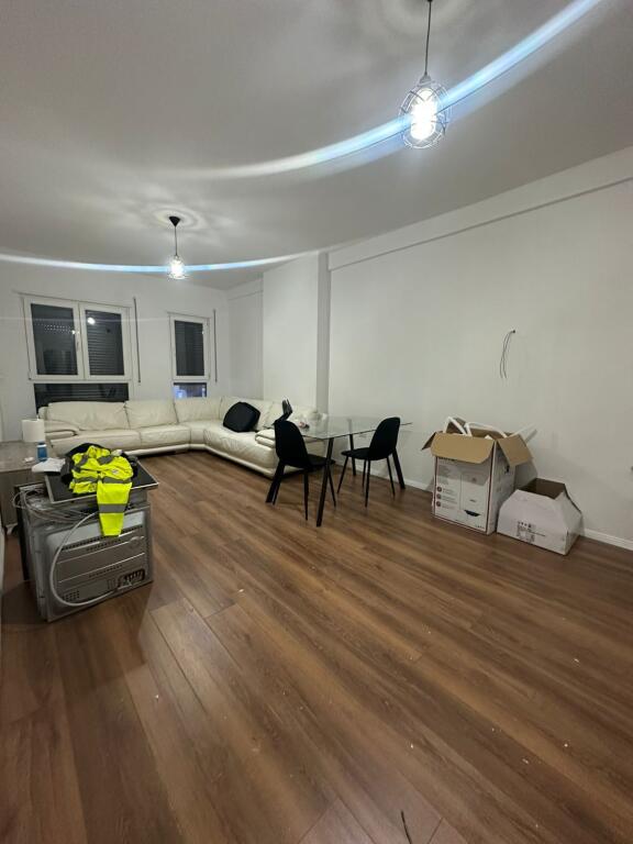 APARTMENT FOR RENT 2+1+2