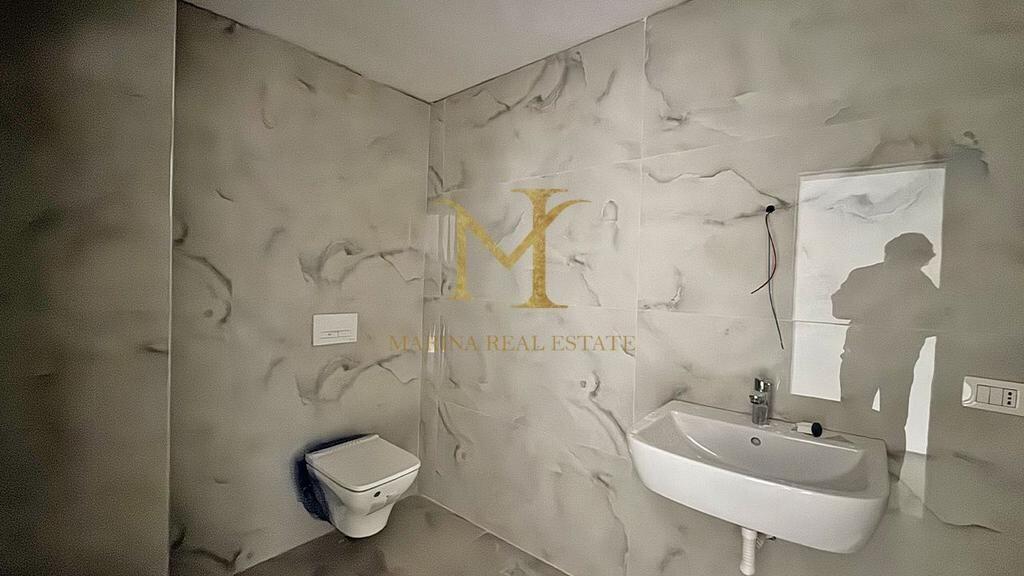 Shitet Duplex ne Golem, Durres. Pallati i ri 2025. 100m2.