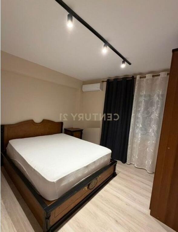 ofrojme apartament per qira ne zonen e oxhakut