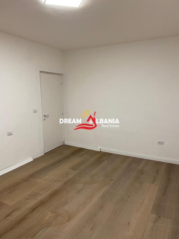 !!!EKSKLUZIVE!!! Disponojme Apartament 1+1 ne Shitje ne Kombinat (Rr.Llambi Bonata ) (ID 4119457)