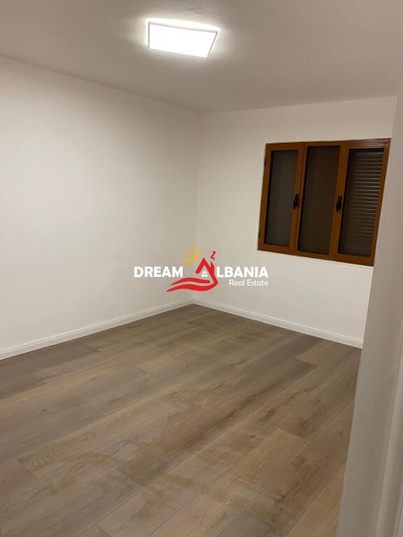 !!!EKSKLUZIVE!!! Disponojme Apartament 1+1 ne Shitje ne Kombinat (Rr.Llambi Bonata ) (ID 4119457)