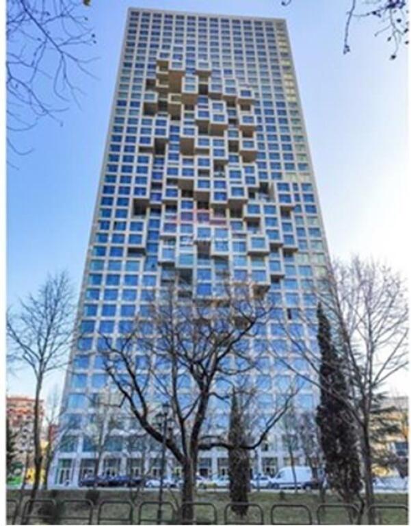 Shitet Apartament 2+1+2 në Down Town