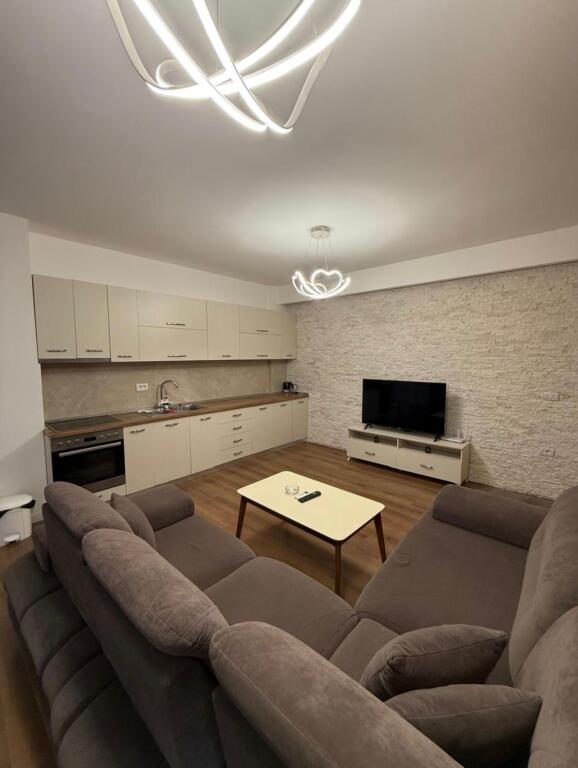 Apartament 2+1 per shitje ne Shkoze