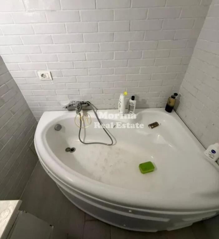 Affitto | Appartamento 2 + 1 | Via Bill Klinton | 600 €/mese