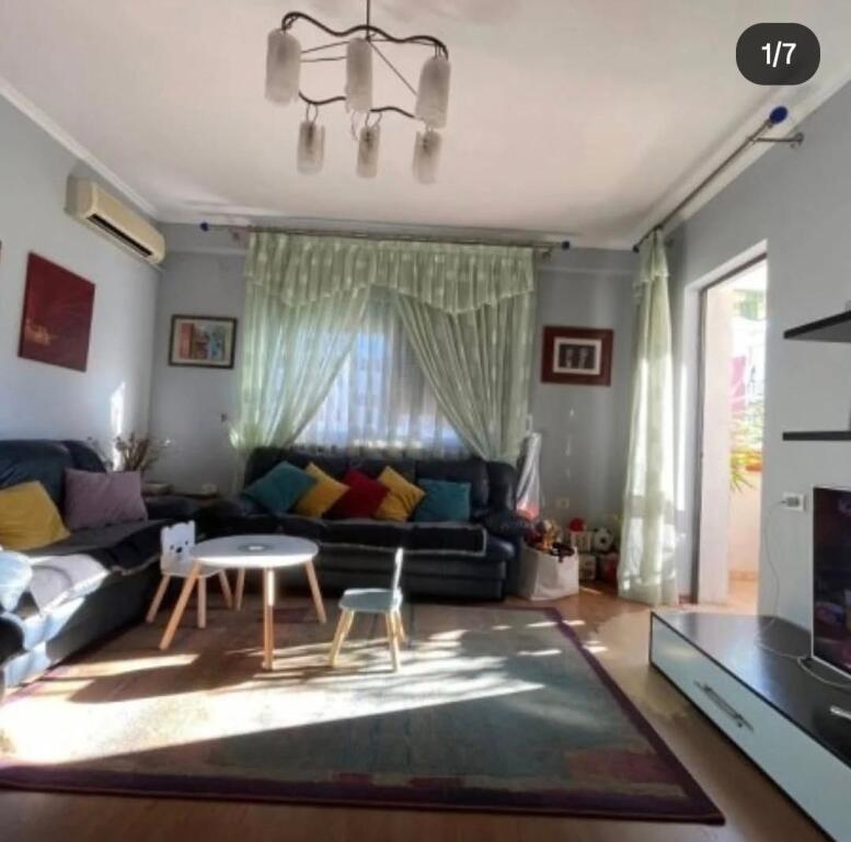 SHITET APARTAMENT 2+1 PRANE RR. KOSOVAREVE