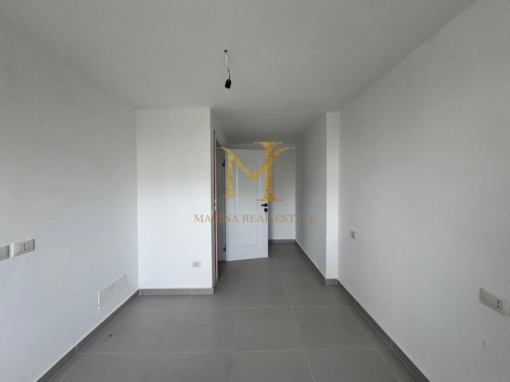 Shitet Duplex ne Golem, Durres. Pallati i ri 2025. 100m2.