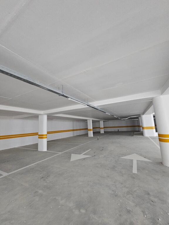 Shitet 2+1+2wc &amp; Ballkon + post parkimi  📍 Fusha e Aviacionit *( 170.000 Euro )* - Laprake | Ne Fazë Ndërtimi mbaron per 7 muaj. Kati 4