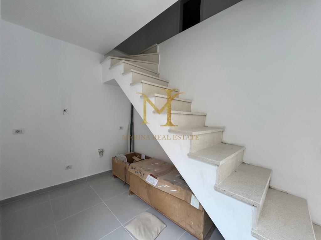 Shitet Duplex ne Golem, Durres. Pallati i ri 2025. 100m2.