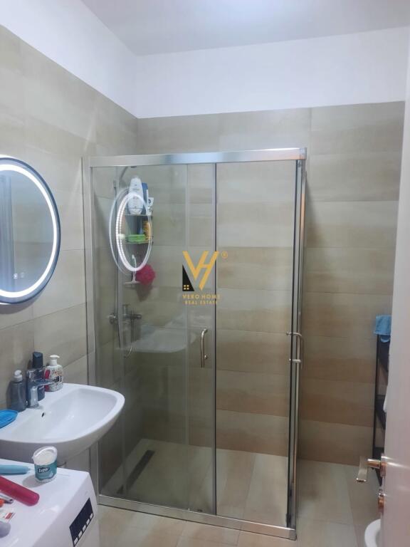 JEPET APARTAMENT 2+1+2 ME QERA TE RRUGA E DIBRES,KOM. ARLIS 750 EURO