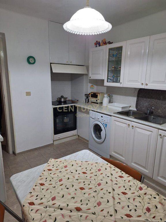 Apartment for rent at 21 Dhjetori