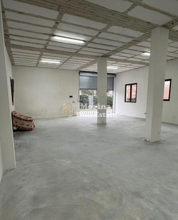 Rent | Business Premises | Valbona Street, Laprake | 650 €/month