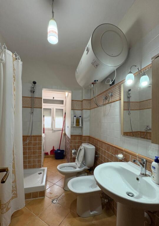 APARTAMENT ME QERA 1+1 LAPRAKE 50.000 LEKE