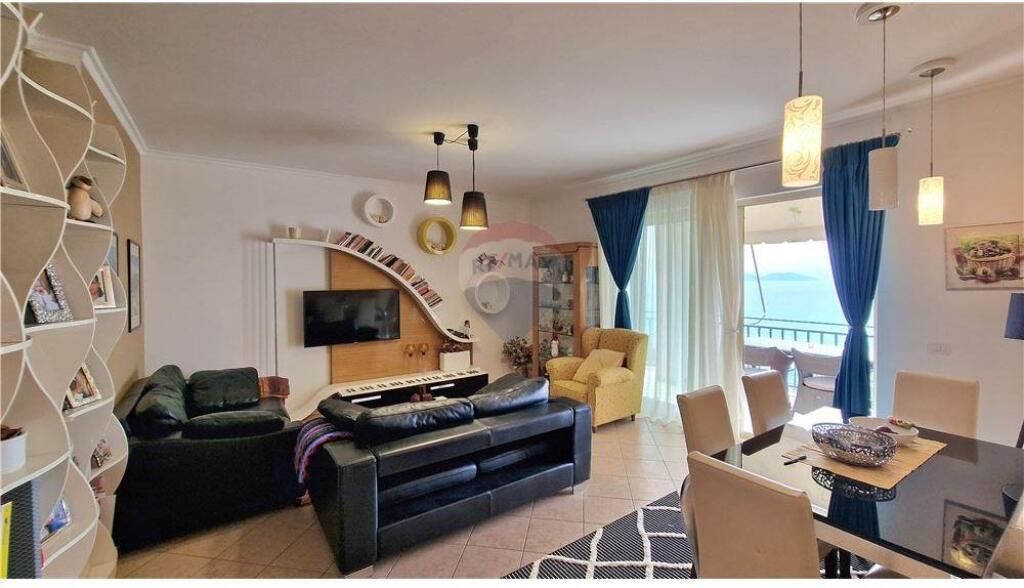 Apartament 2+1 ne shitje ne Lungo Mare ne koder