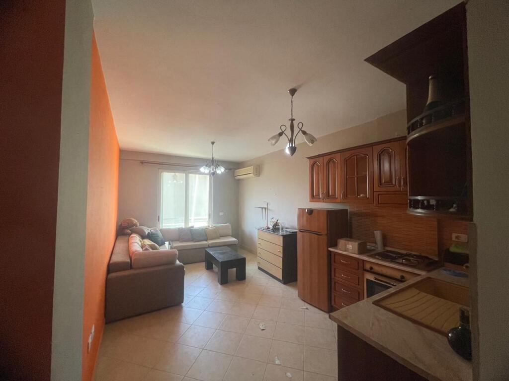 Shitet apartament 1+1 ne Golem  75.000€!