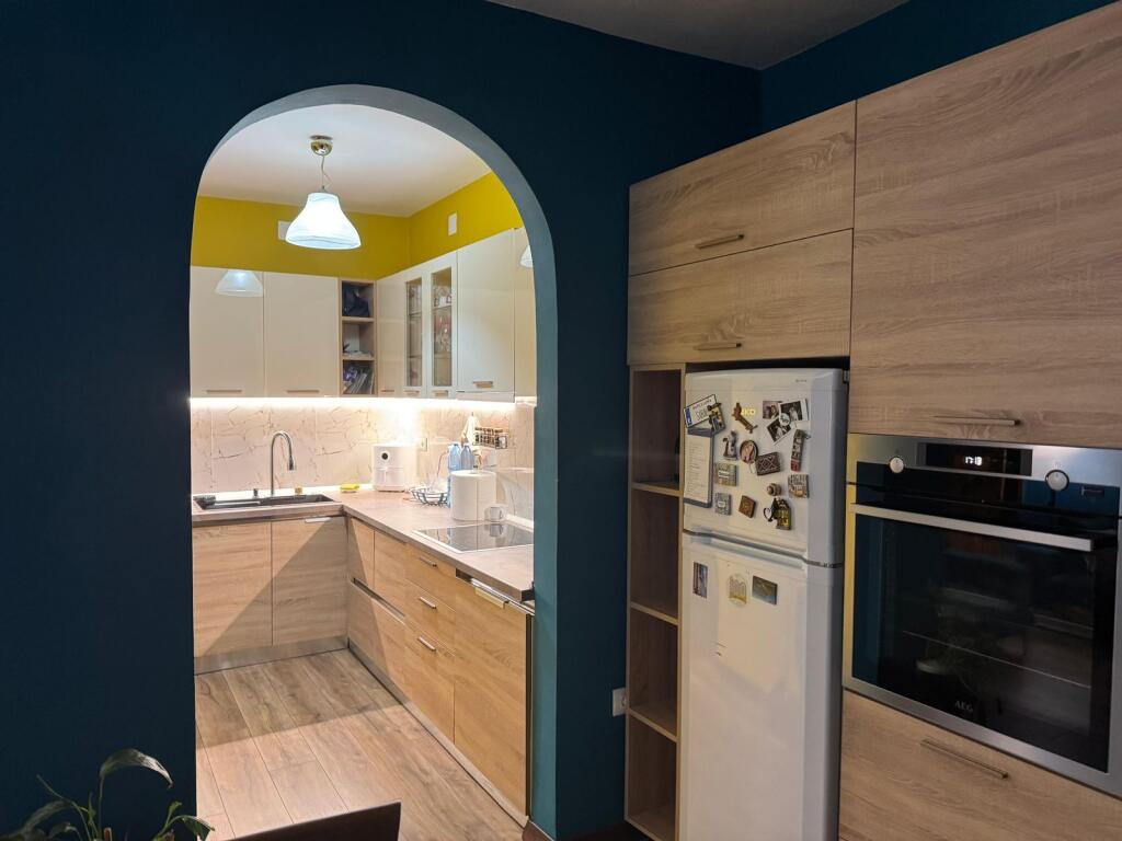 🏡 Appartamento 2+1 con Balcone in Affitto – Myslym Shyri💶 750 €