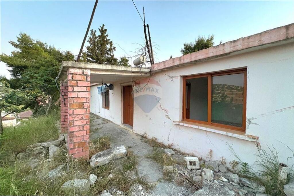 Casa privata in vendita, vicino al Comune di Vlore