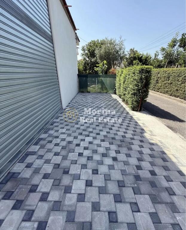 Rent | Business Premises | Valbona Street, Laprake | 650 €/month