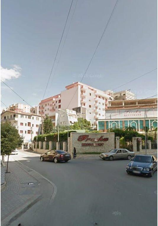 Premises for Rent in Fresk 830m2!