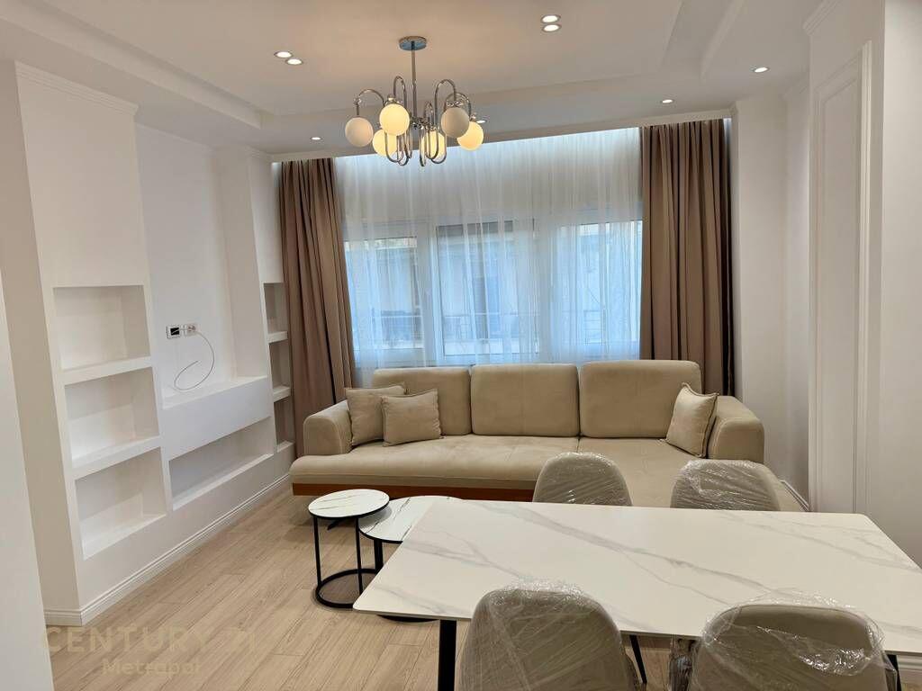 AFFITTASI APPARTAMENTO 2+1+POSTO AUTO, MYSLYM SHYRI!
