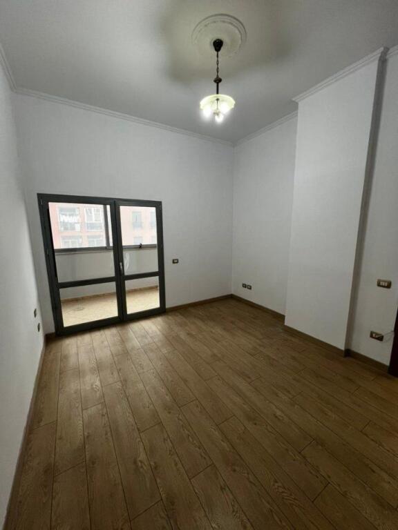 Tirana: Office space for rent 380 euros per month